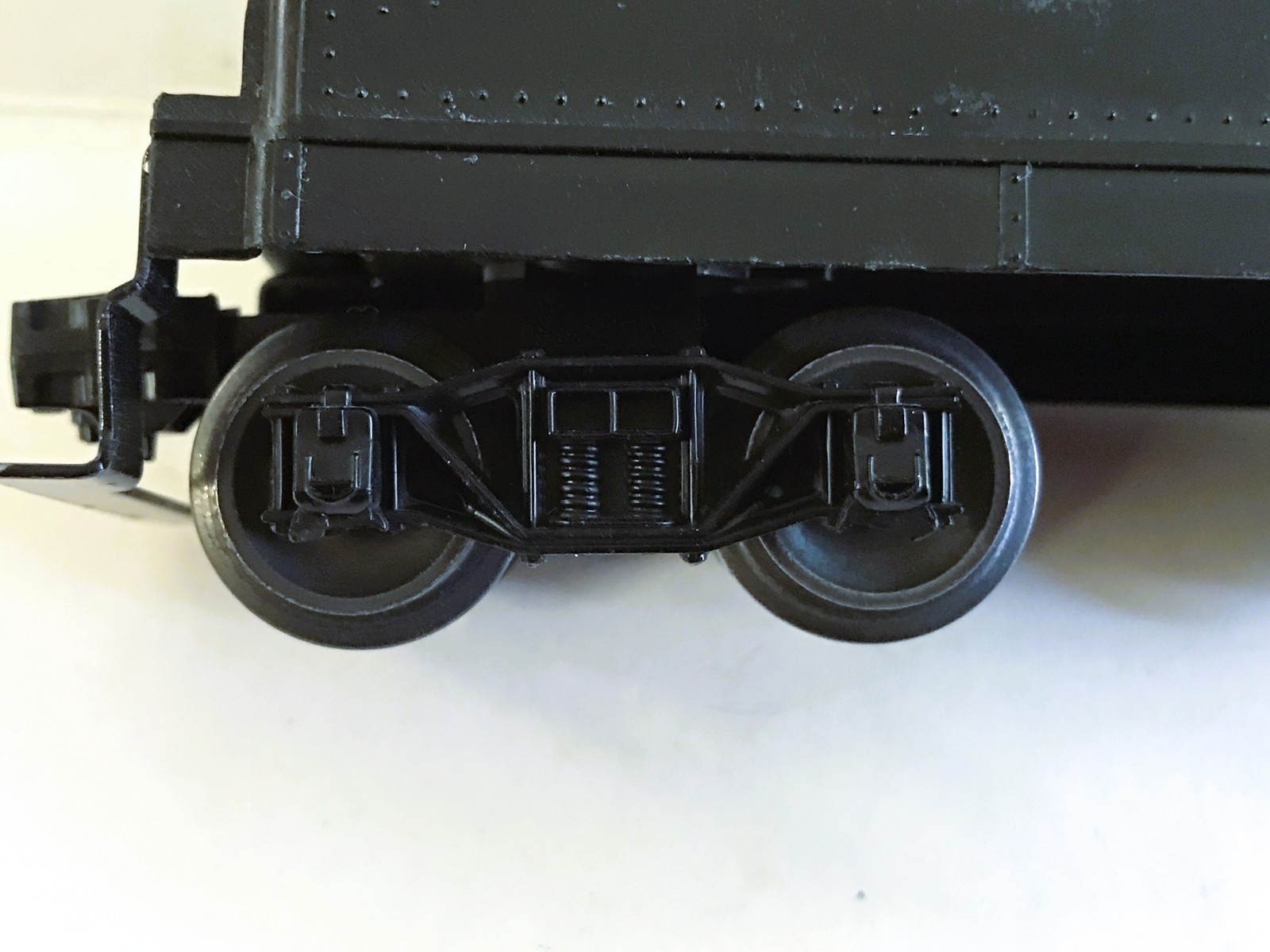 Locomotive Lionel 8302 with Sloped Tender