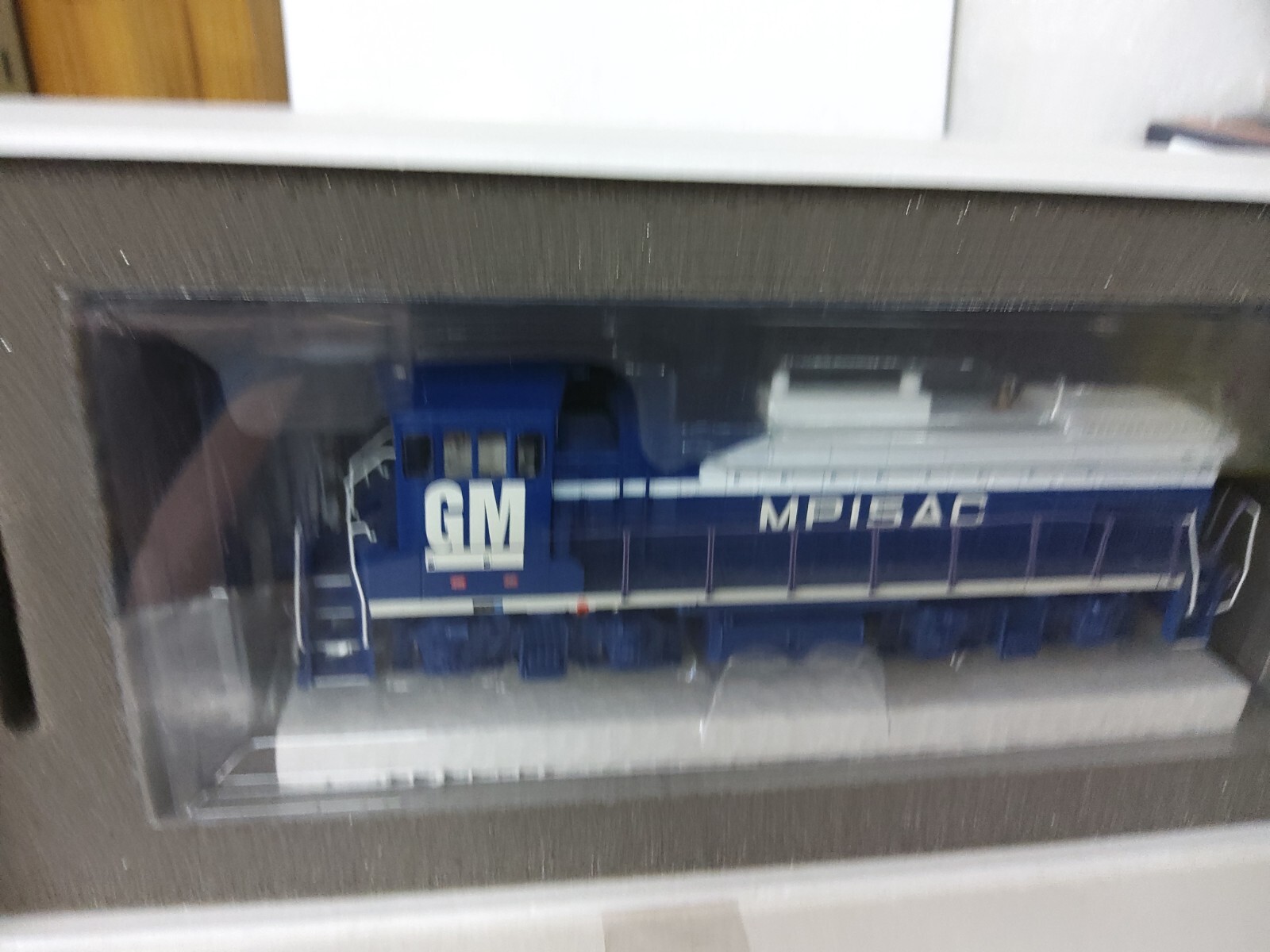 HO Scale Athearn Genesis 66171E EMD DEMONSTRATOR WITH SOUND NUMBER 115