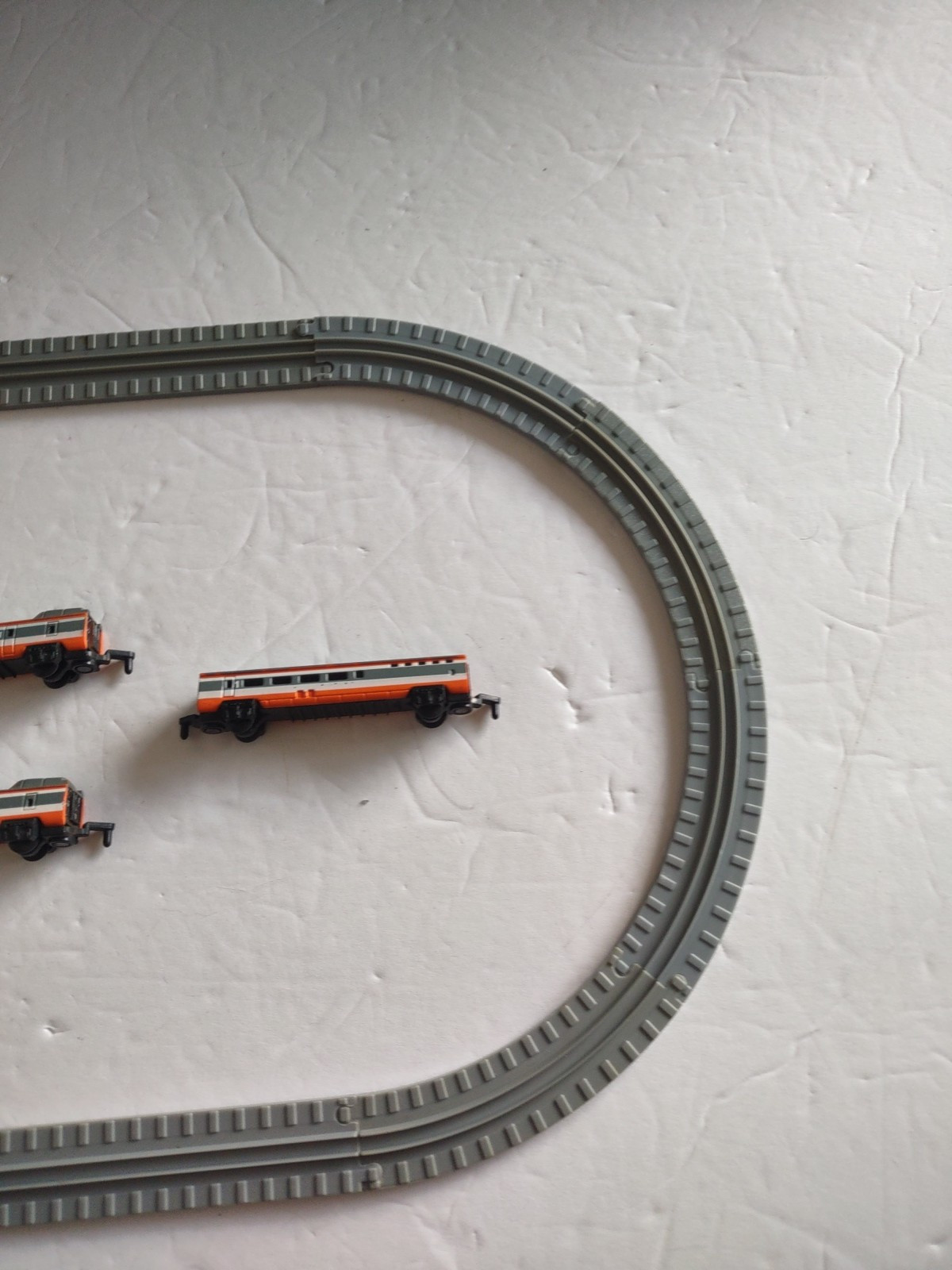 MICRO MACHINES MINIATURE 5 CAR TGV HIGH SPEED BULLET TRAIN PASSENGER ENGINE 1989