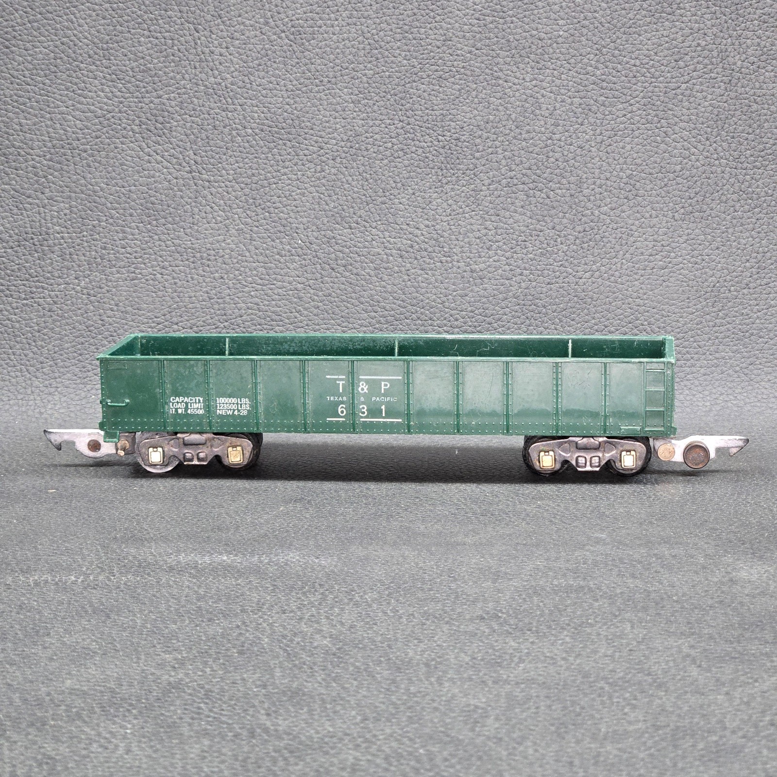 American Flyer The Royal Blue No. 350 Locomotive w/ Tender, 4 Cars