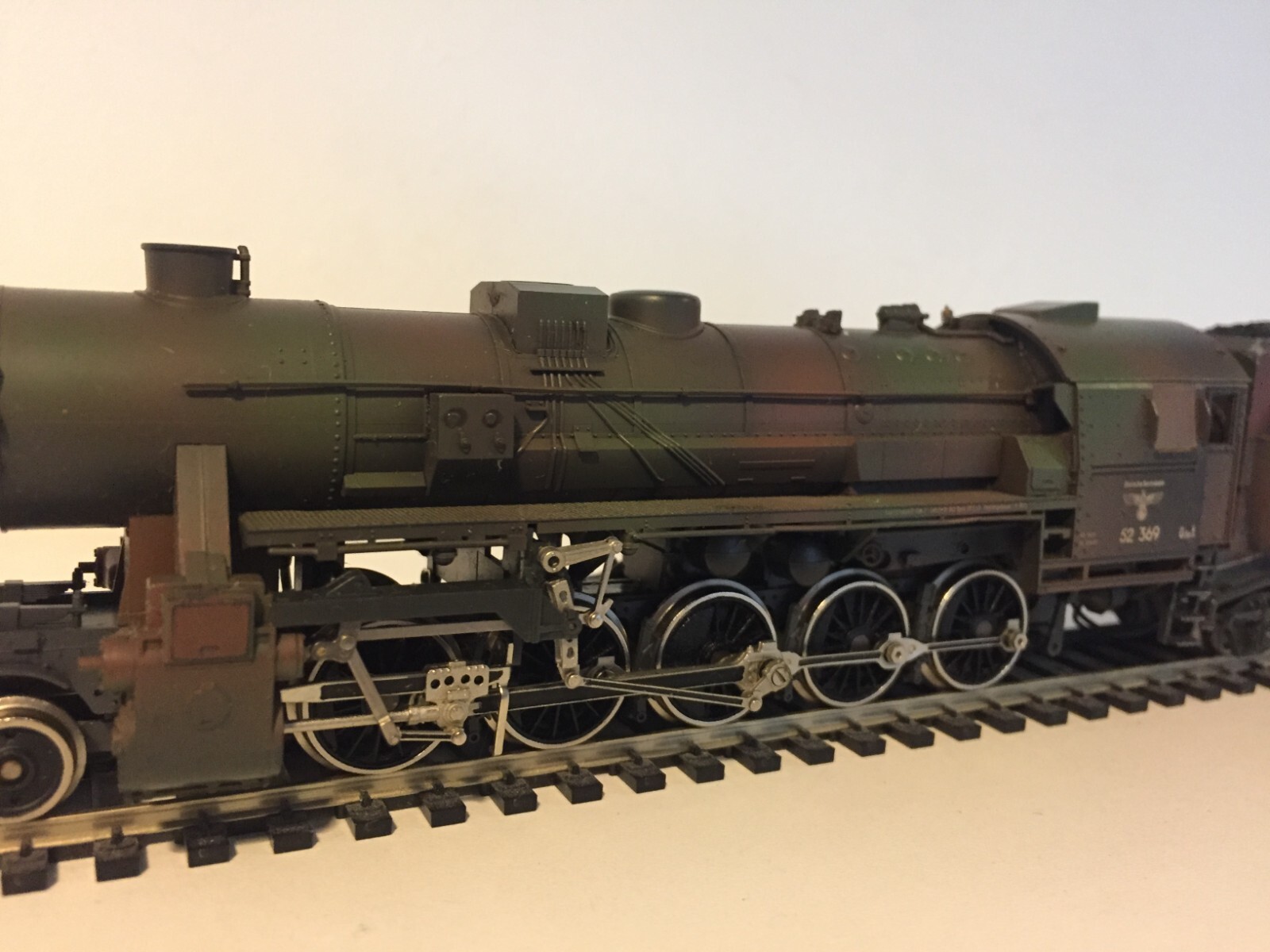 Liliput 852 Ensemble of Br52 2-10-0 in DRB Wehrmacht Camouflaged Epoch ii Livery