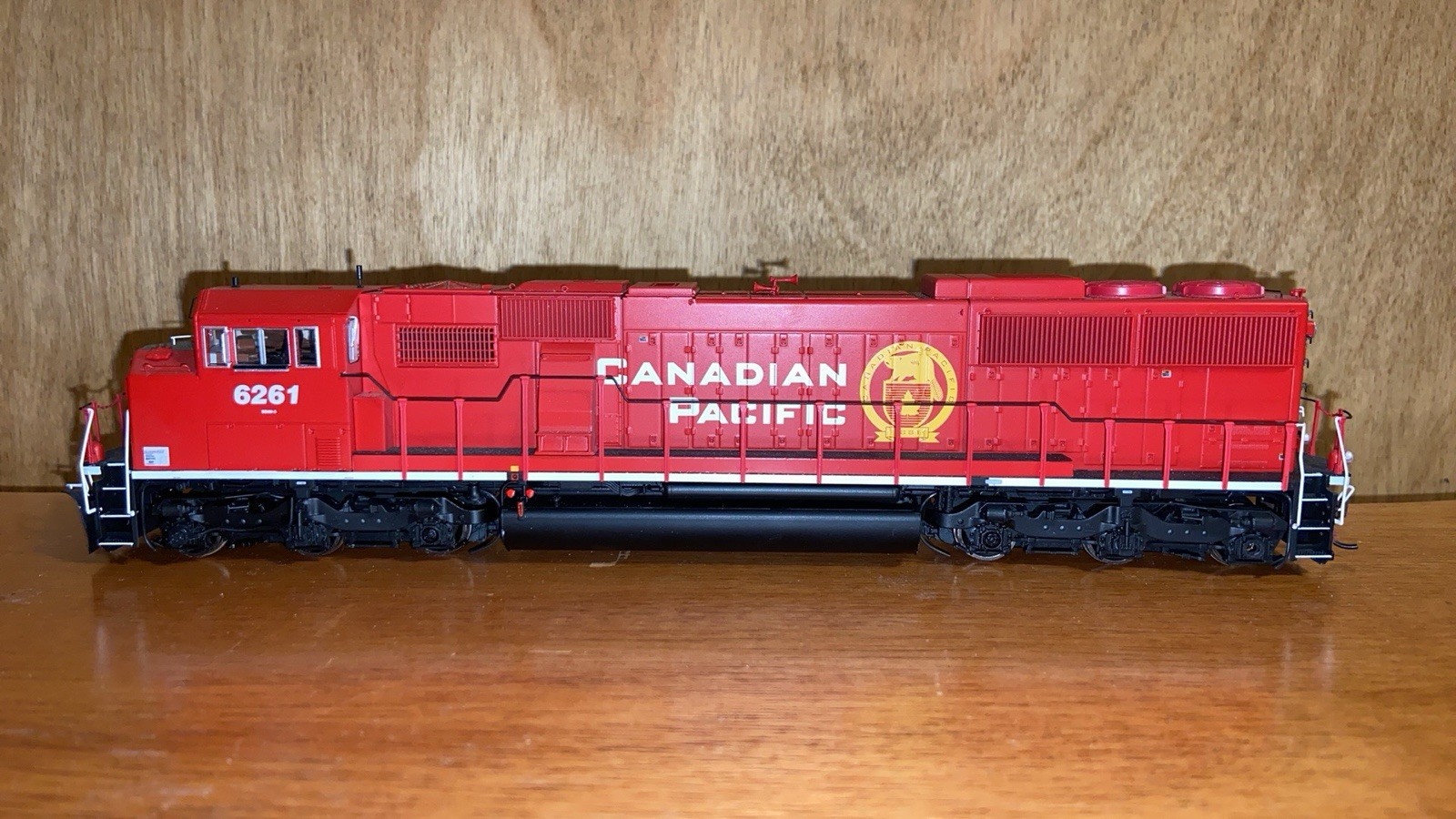 Ho Athearn Genesis CP SD60M “Triclops” Golden Beaver DCC & Sound