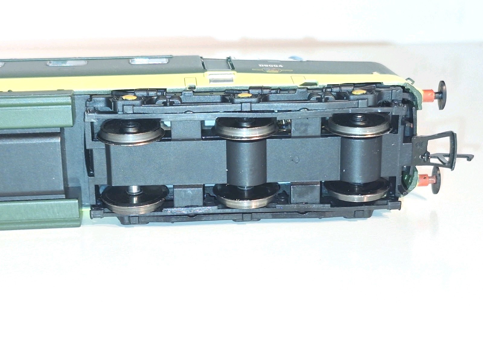 Bachmann 32525 Queens Own Diesel Loco. New Old Stock. Mint Cond. Boxed. OO Scale