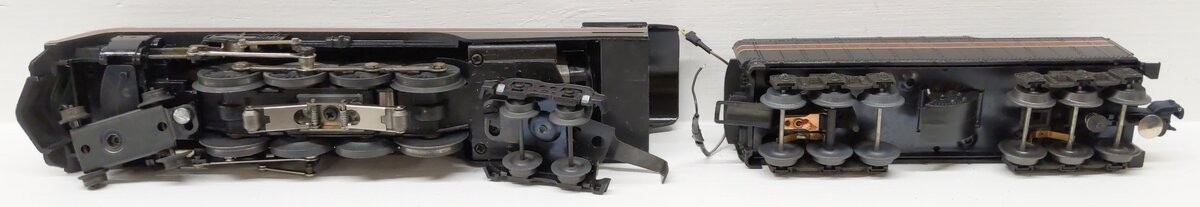 Lionel 6-8100 O Gauge Norfolk & Western 4-8-4 Steam Locomotive & Tender #611/Box