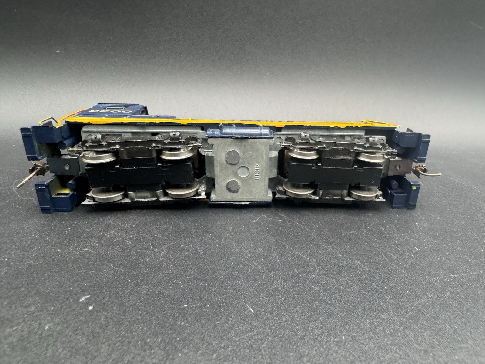 Athearn HO S-12 ATSF/Santa Fe #2200 PWR Diesel Locomotive Pair Tested Custom