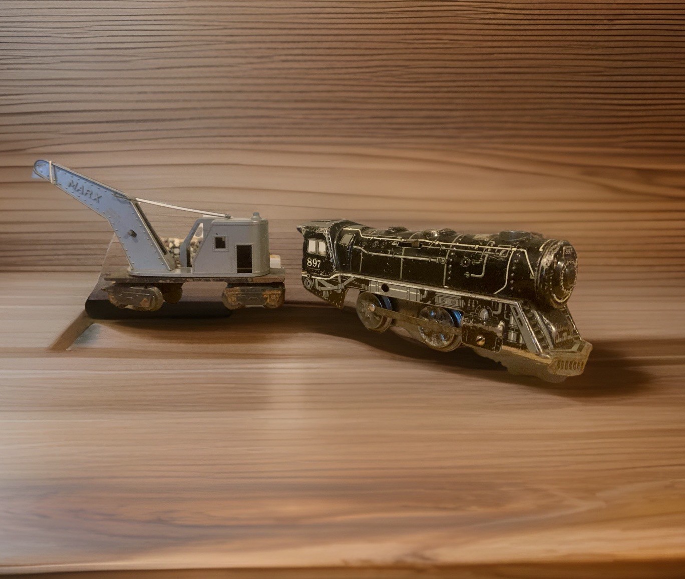 Pre 1942 Rare Marx Electric Locomotive Train Engine #897 and MarxCrane 2Car Lot