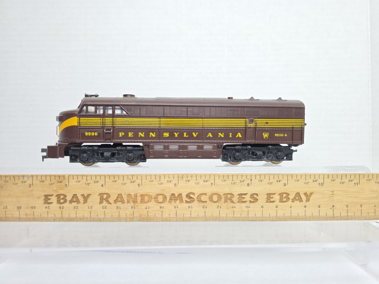 AHM HO Scale Dummy Pennsylvania PRR 9506 C-liner Diesel Loco Need Rear Coupler
