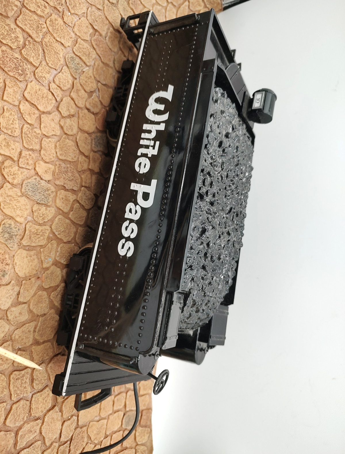 Bachmann 81096 G Scale White Pass 4-6-0 Steam Locomotive #10 & Tender READ AS IS