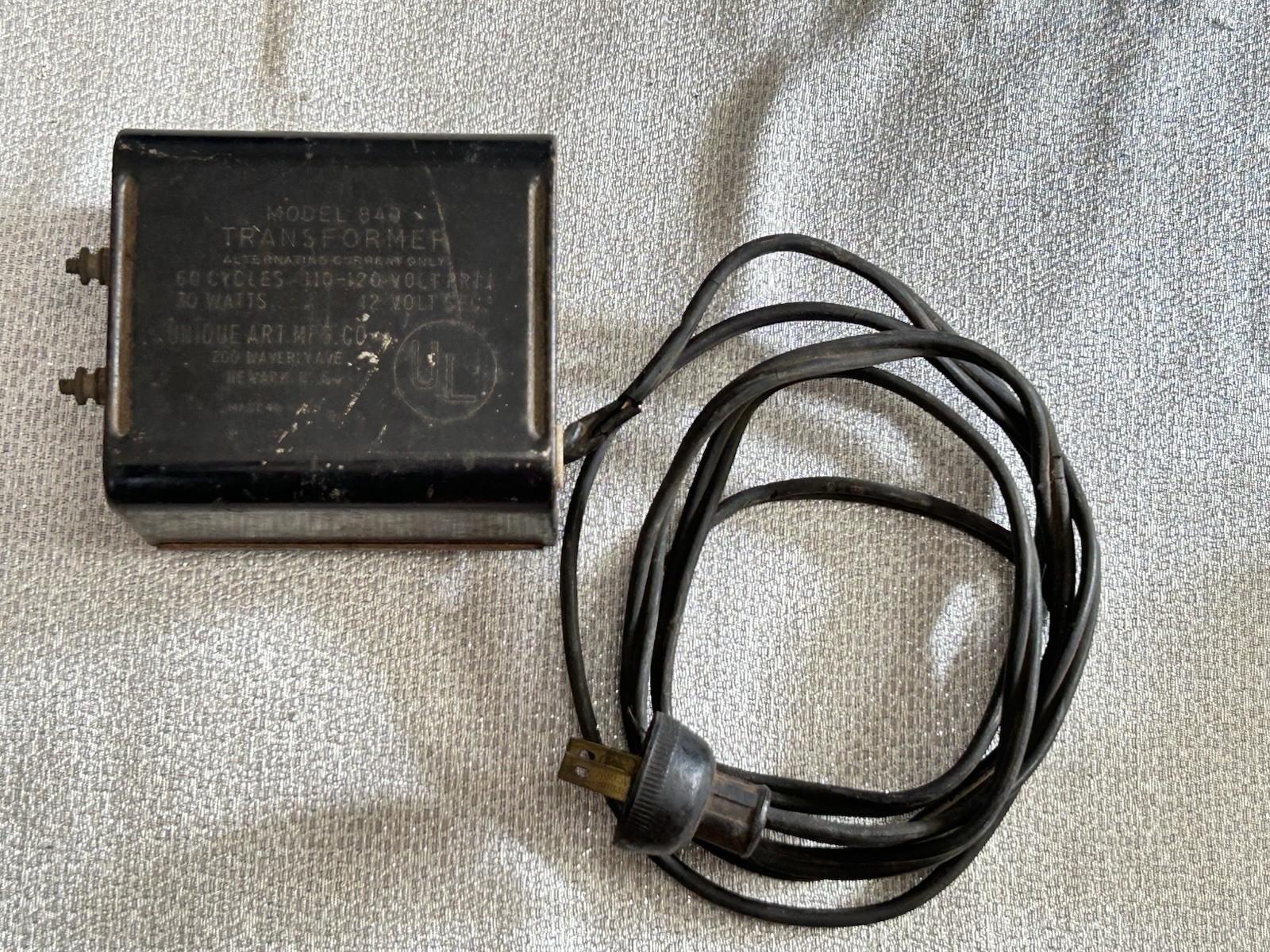 Vintage O Gauge Transformer Model 849 Unique Art MFG Company 1949-1951