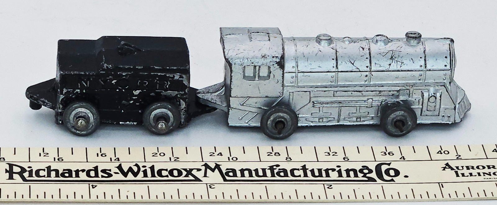 Train Toy Barclay Vintage Die Cast Metal Engine and Tender Small