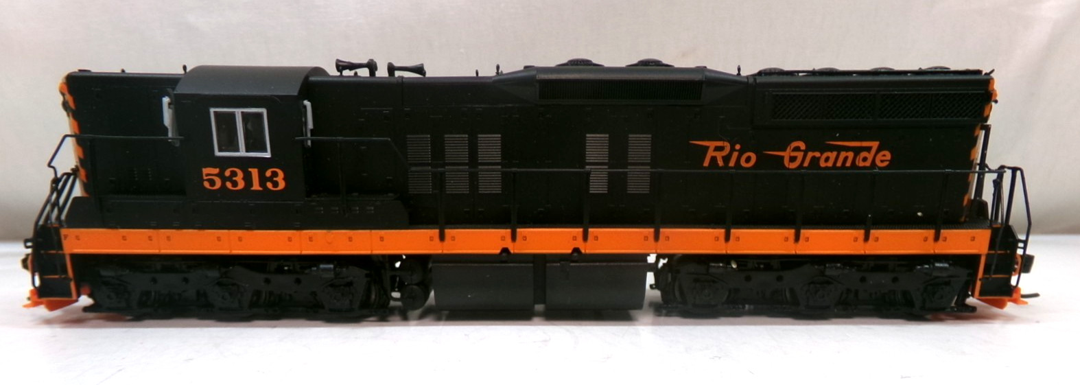 HO gauge Proto 2000 Rio Grande SD9 diesel engine in orig box (lot 7108)