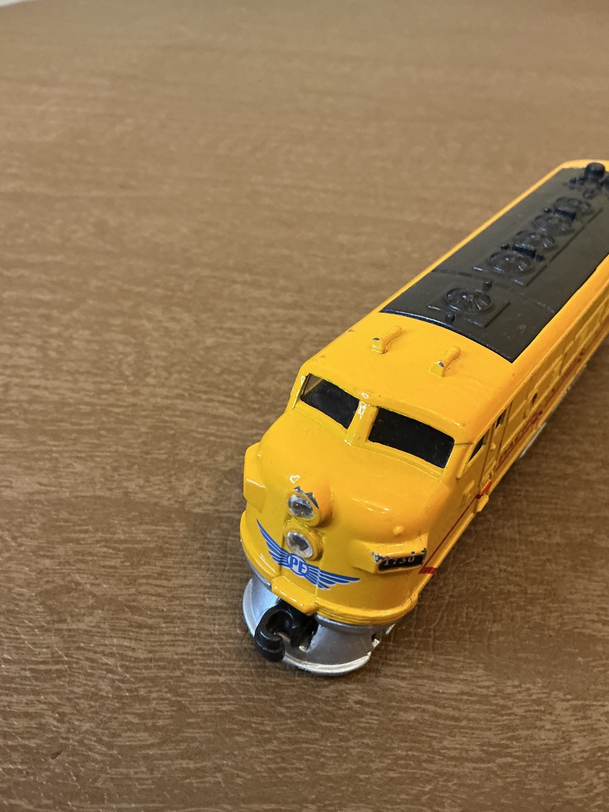 PACIFIC EXPRESS 1730 Pull Back TRAIN Locomotive Engine TOYSMITH