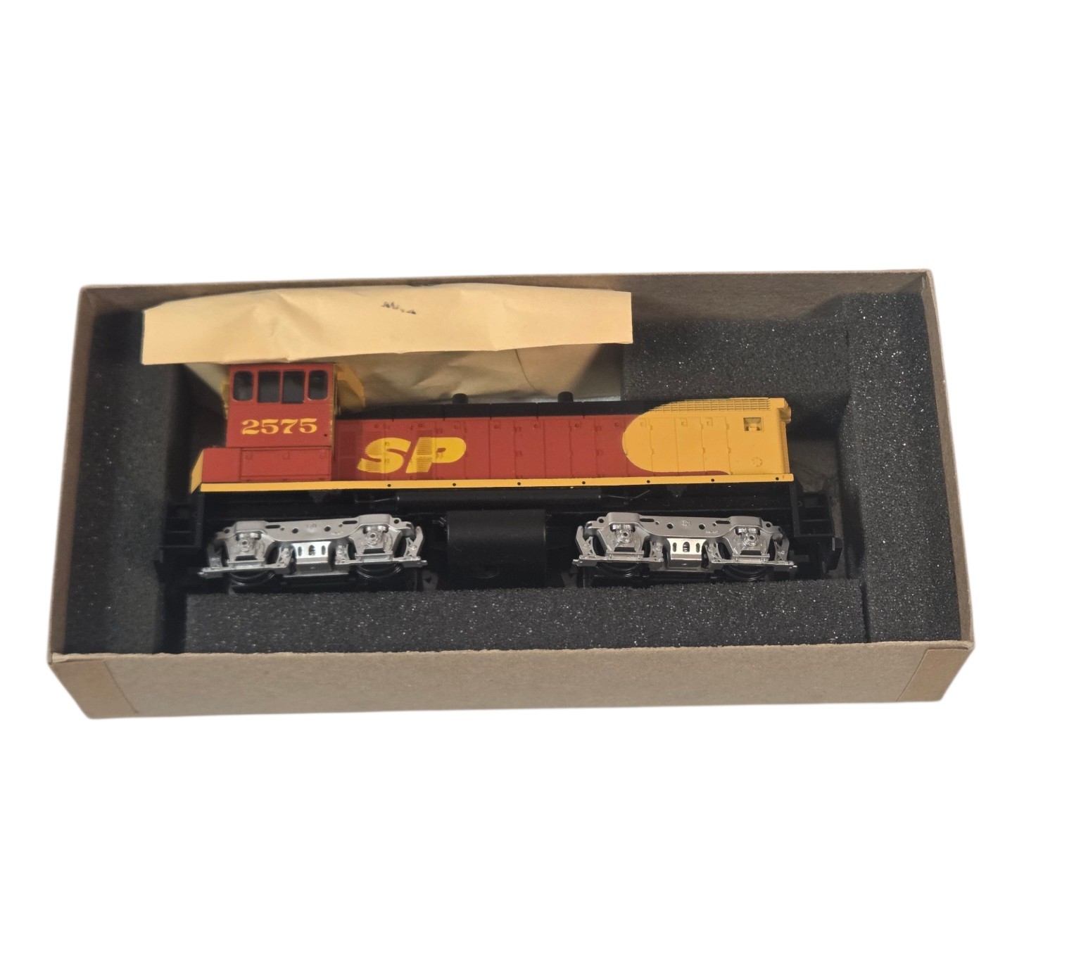Athearn HO SW1500 SP #2575 Kodachrome Era SPSF Colors NOS Blue Box