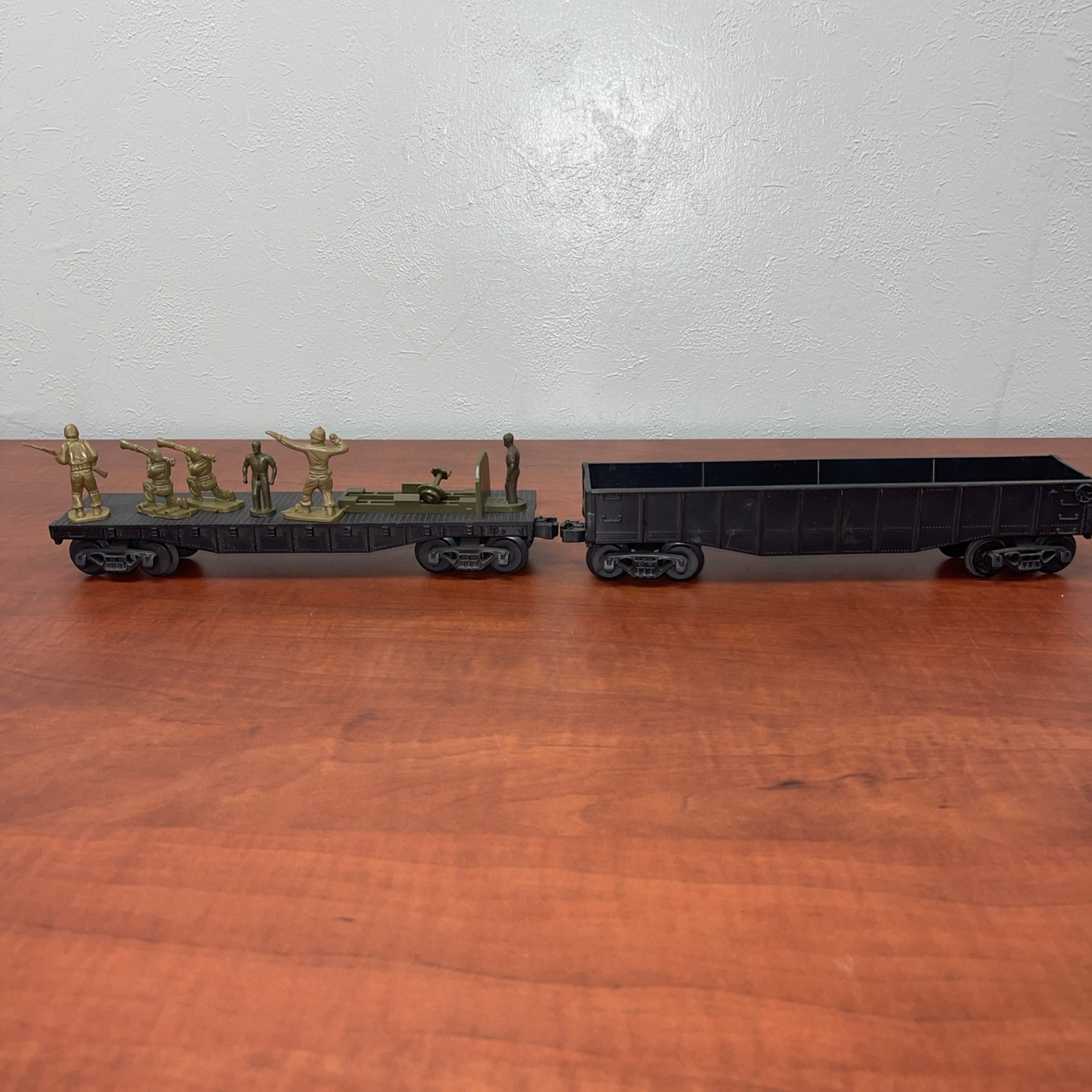KMT Kusan Auburn Train Flat Car & Gondola Car + Misc Parts Only