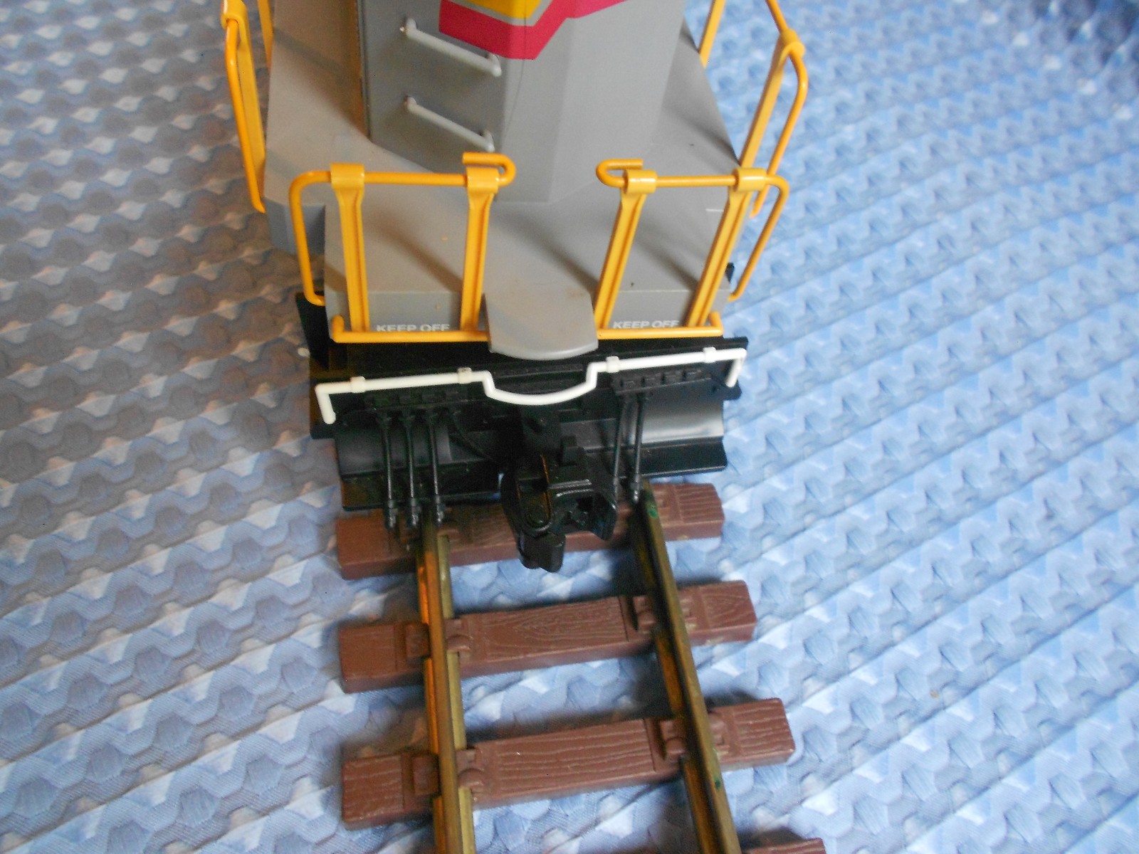 LIONEL 8-85000 G Scale SEABOARD SYSTEM GP-9 DIESEL LOCOMOTIVE LIONEL 8-85000