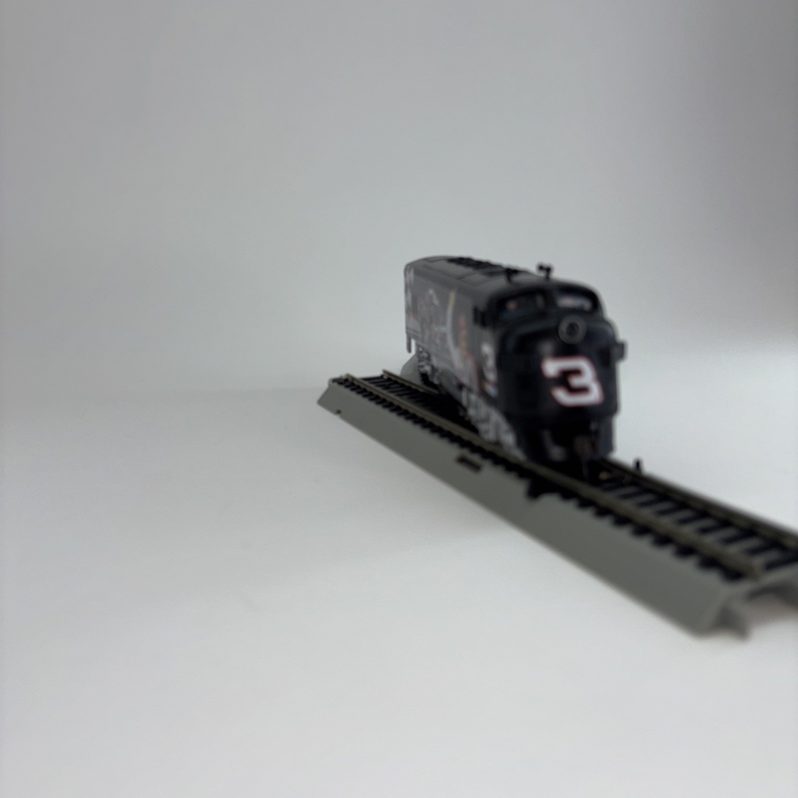 Bachmann Hawthorne Village NASCAR Dale Earnhardt Sr. Train Locomotive #3 Black