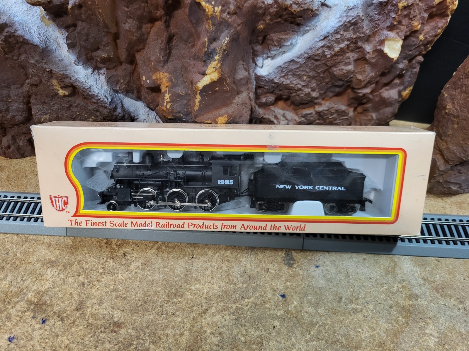 IHC M518 HO Scale 2-6-0 Mogul New York Central NYC #1905, $7/$3/$15 Ship