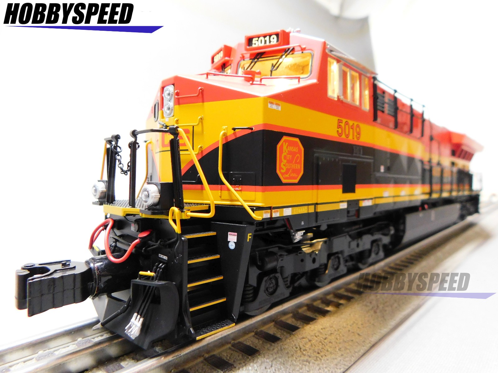 LIONEL KANSAS CITY SOUTHERN SUPERBASS ET44AC DIESEL ENGINE O GAUGE 2533489 NEW