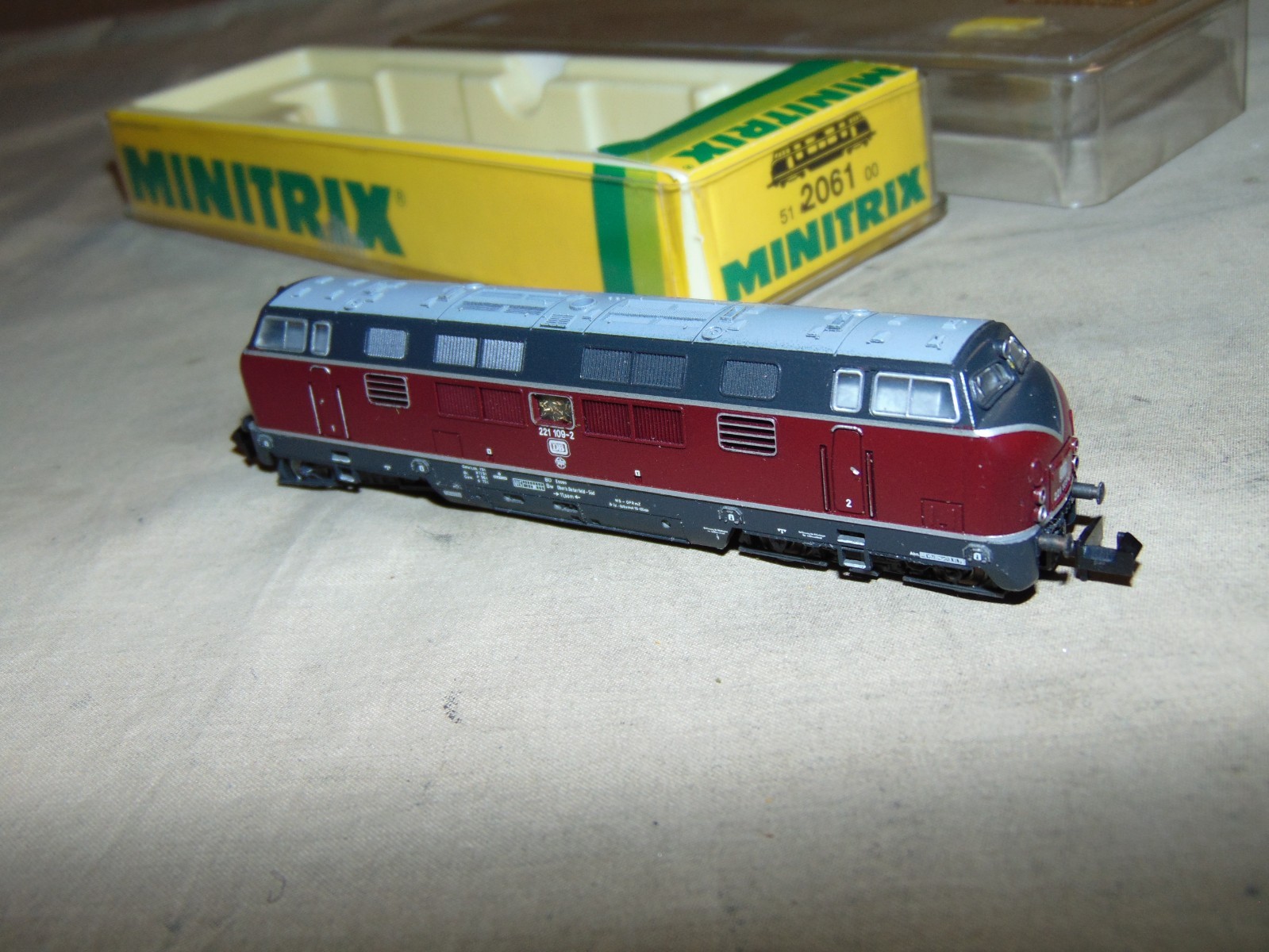 MINITRIX N GAUGE 2061 DB DIESEL + BOX