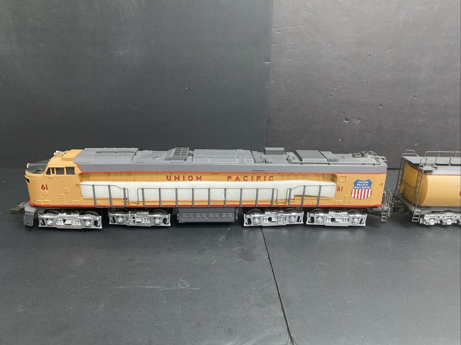 MTH Union Pacific Veranda Turbine Locomotive w/PS1 #61 20-2185-1 in box J.72