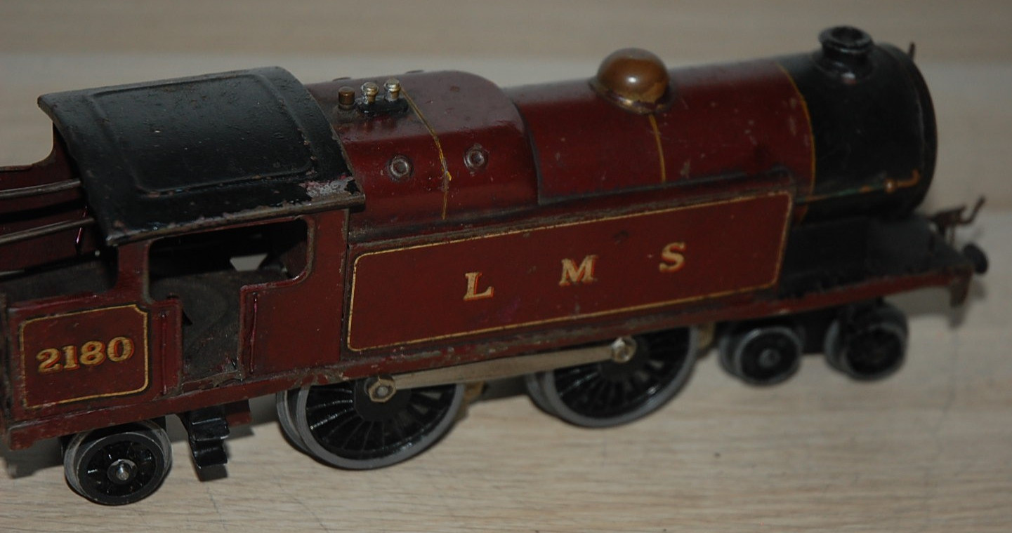 HORNBY O GAUGE CLOCKWORK No 2 SPECIAL TANK LOCOMOTIVE IN RED LMS LIVERY