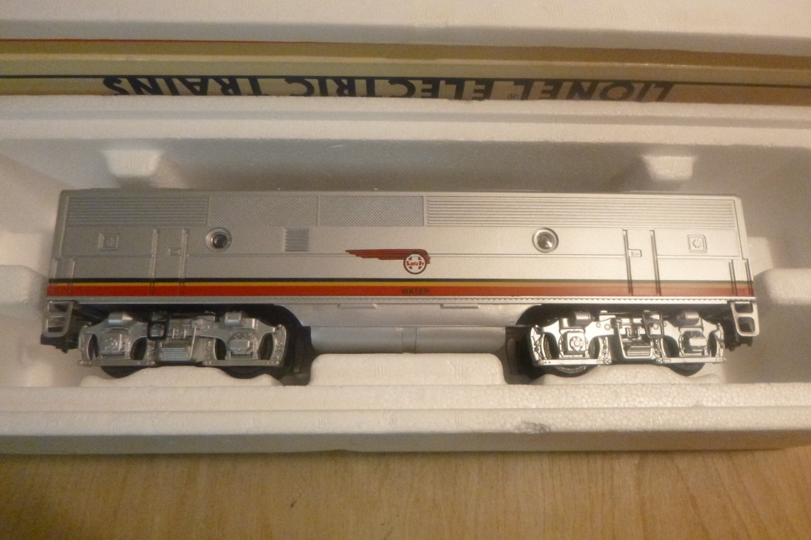 Lionel Trains O Gauge 6-18115 Santa Fe B-Unit Dummy Diesel – New! Open Box