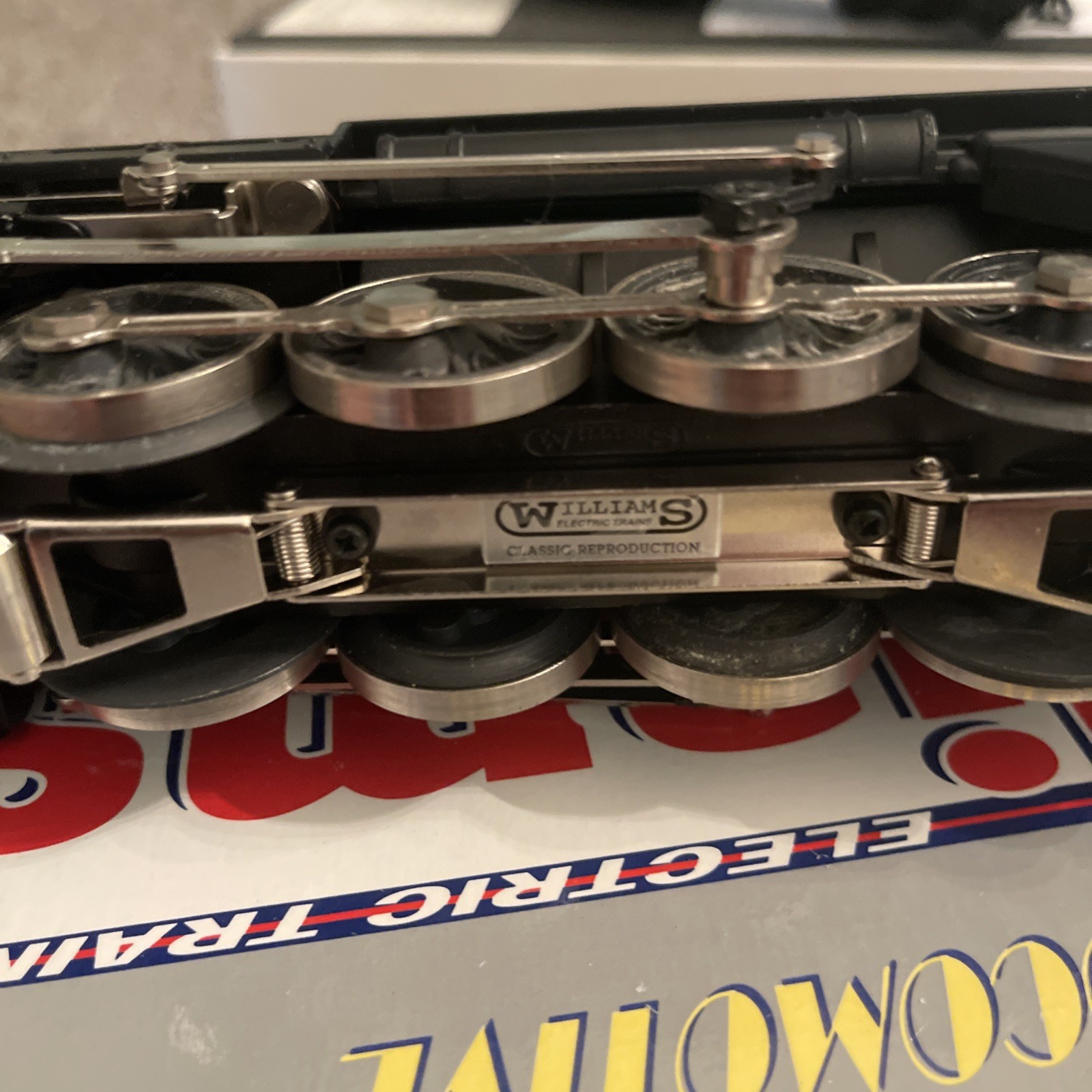 Williams Berkshire 2-8-4 w. Digital Whistle & Bell – Berk #106 Undercoated.