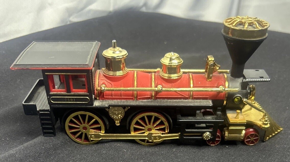 Vintage Model Train SS 7501 Steam Locomotive Burgundy Gold Black New