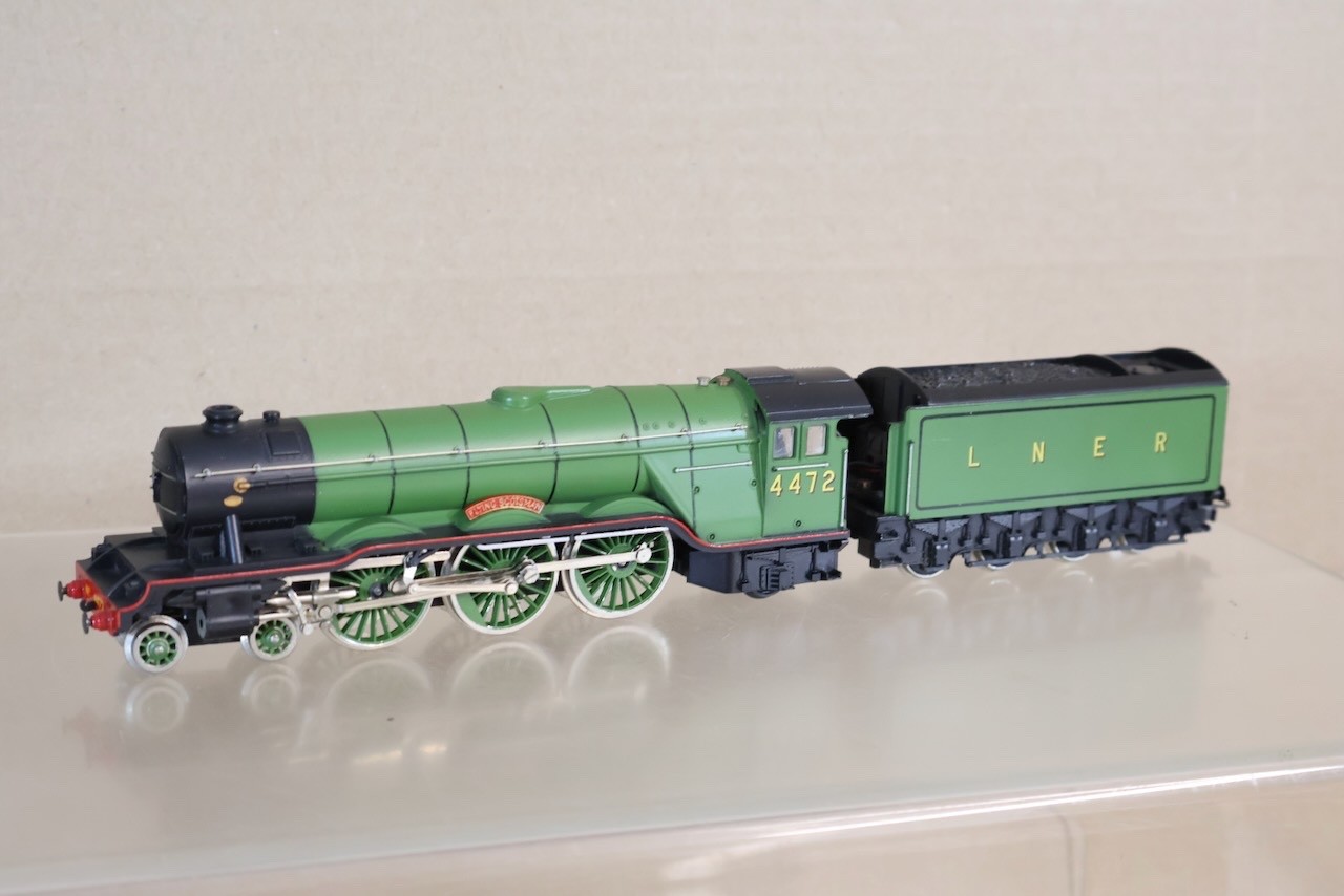 TRIX LILIPUT 1180 REPAIR LNER 4-6-2 CLASS A3 LOCOMOTIVE 4472 FLYING SCOTSMAN op