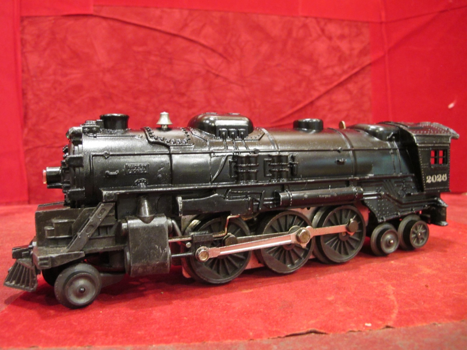 Lionel Vintage Postwar No. 2026 2-6-4 Locomotive~runs smokeS
