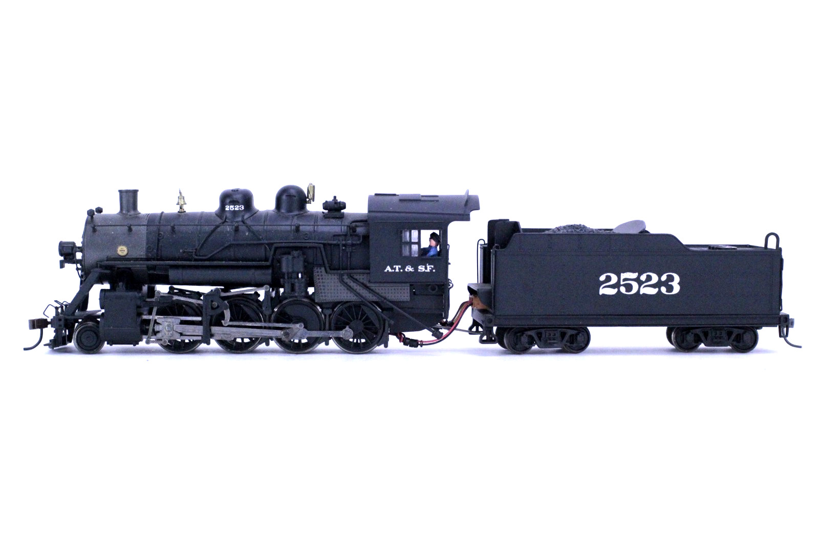 Spectrum HO Scale Santa Fe ATSF #2523 2-8-0 Consolidation DC Powered Locomotive