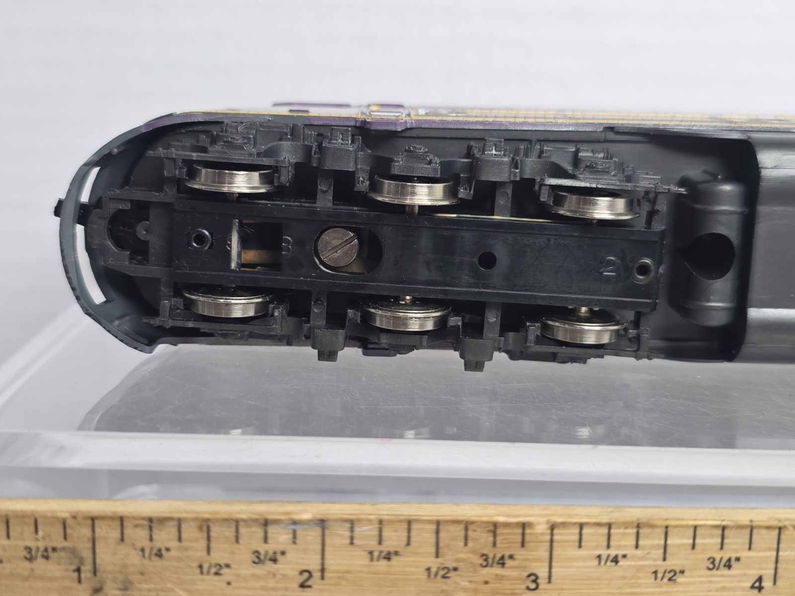 AHM/Mehano HO Scale ACL Atlantic Coast Line E8 Diesel Loco AA Power & Dummy Runs