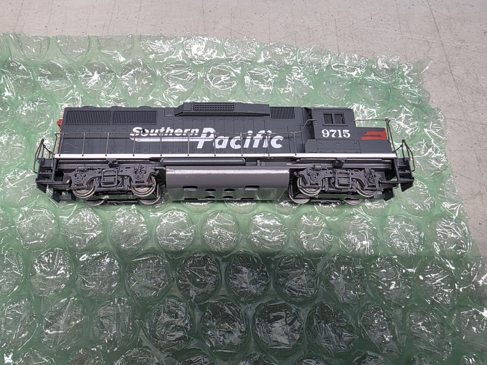 🔥 HO Scale Athearn 4776 Southern Pacific GP60 #9715 Motor Brass Flywheel NO BOX