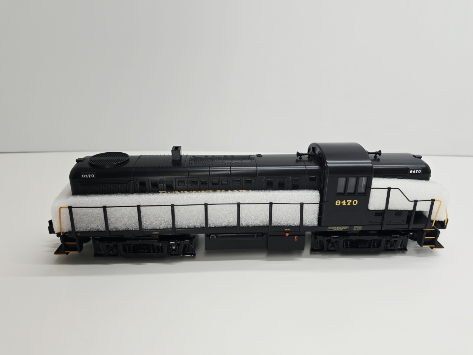 MTH – O – Pennsylvania RS-3 Diesel Engine Non-Powered #30-2792-3