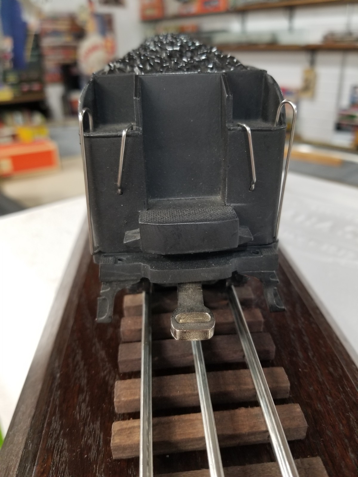 HUDSON PRODUCTS O-GAUGE 700T NEW YORK CENTRAL DIECAST 12-WHEEL TENDER W/WHISTLE