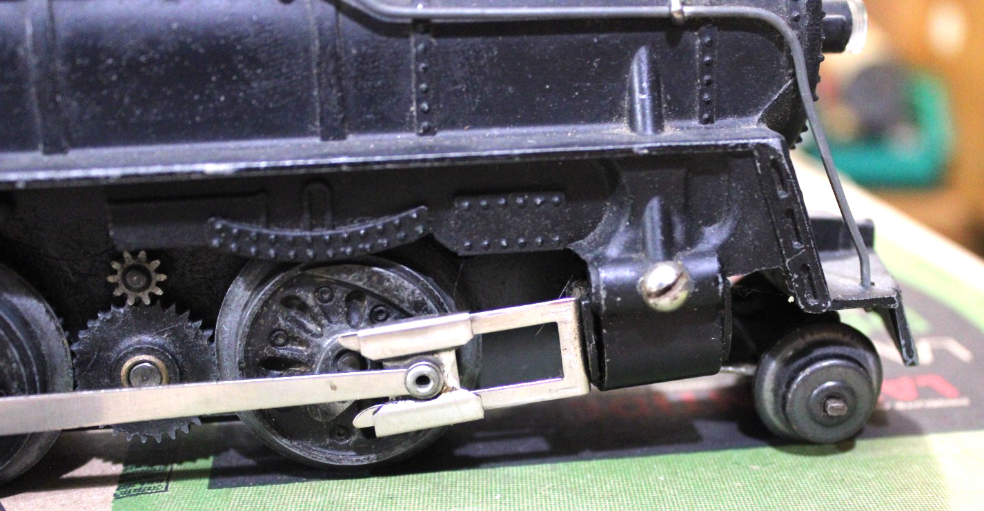 Marx 999 Electric 2-4-2, Black Die-Cast Locomotive – Solid Spoke Pilot (1947)