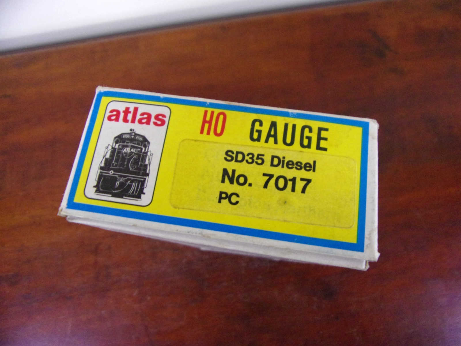 Vintage Atlas SD35 Diesel #7017 Penn Central HO Scale