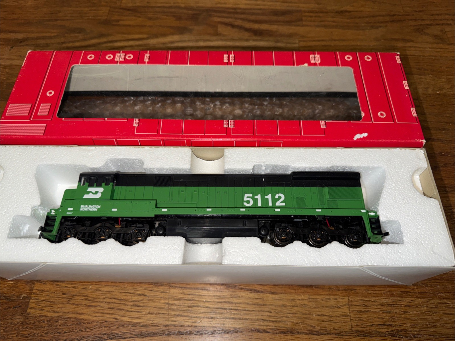 ATLAS HO SCALE No. 8606 Burlington Northern C30-7 Locomotive #5112 NOS