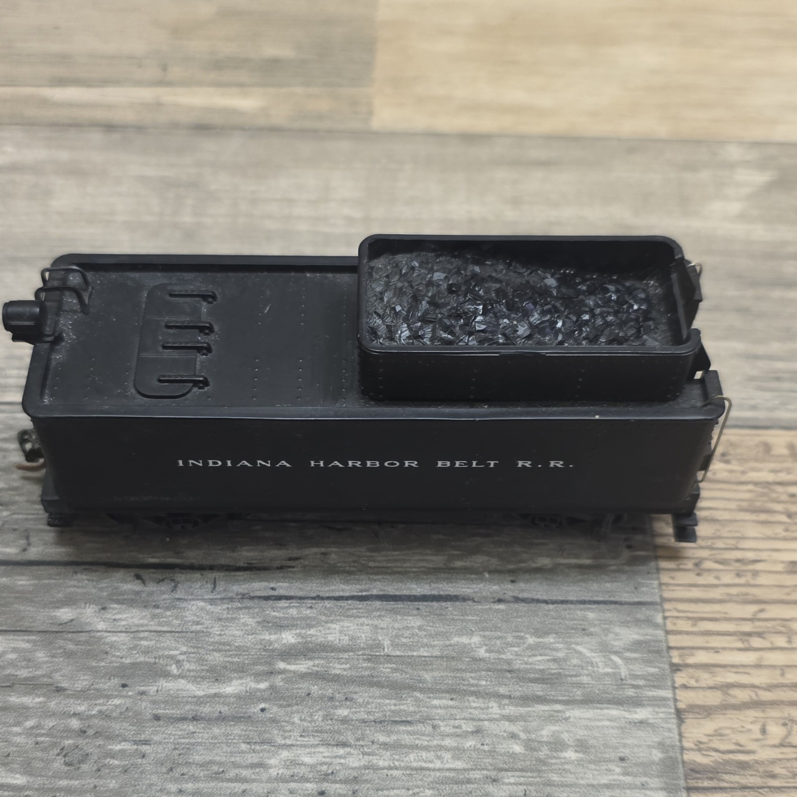 Rivarossi Indiana Harbor Belt R.R. HO Tender Black Plastic Coal Load Model 1:87