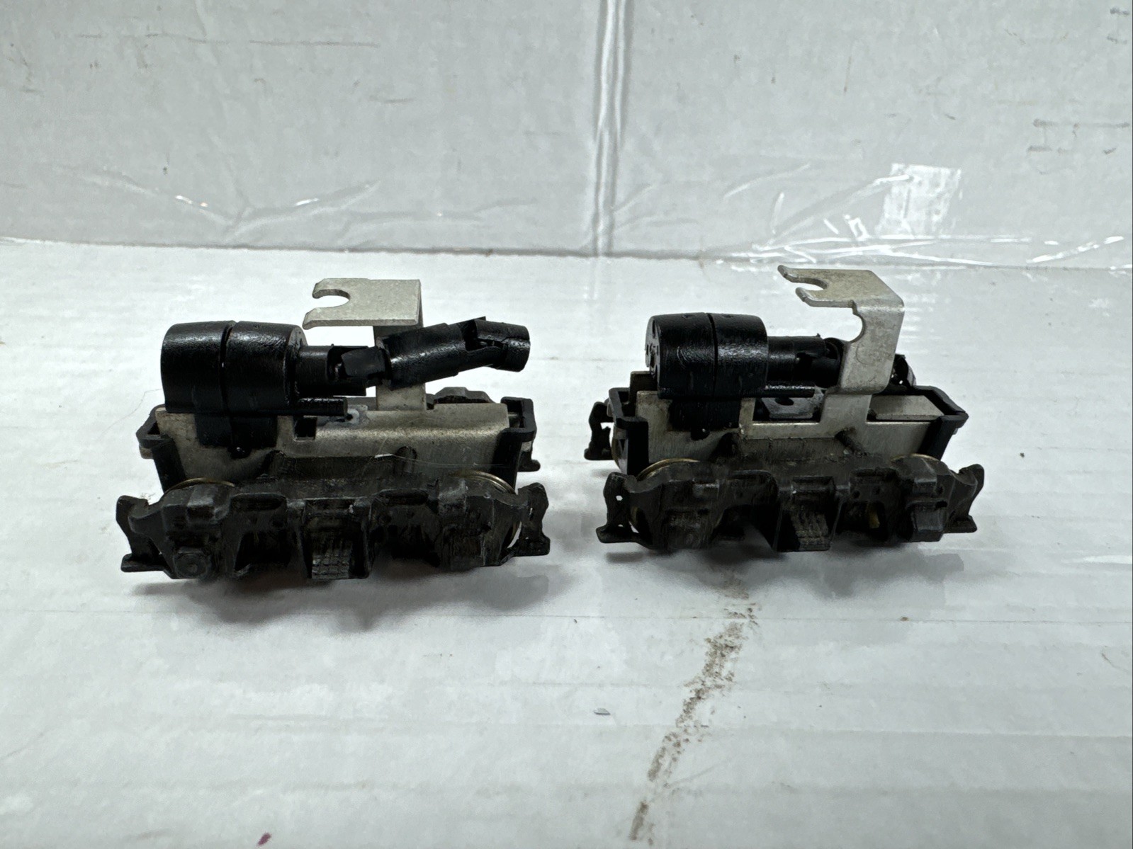 Athearn Ho Scale Metal Side Frame Trucks With Dry Shafts For Diesel Locomotive