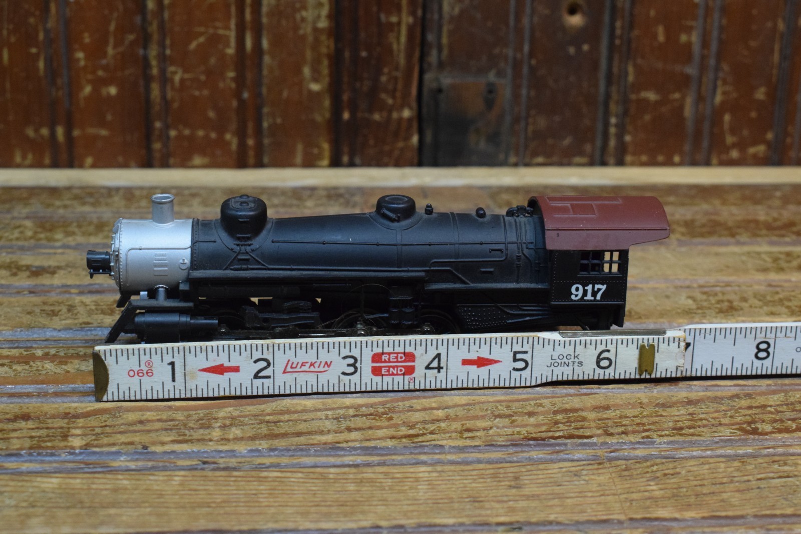 MEHANO 0-8-0 STEAM LOCOMOTIVE ENGINE 917 HO SCALE TESTED RUNS FORWARDS BACKWARDS