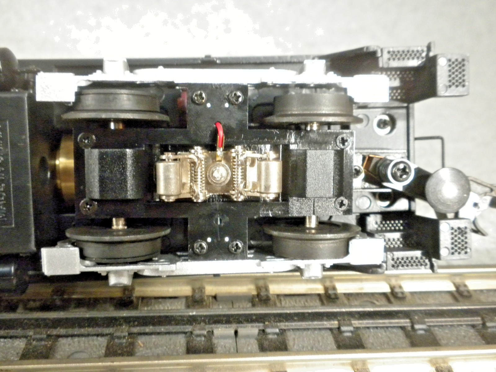 Atlas -EMD SW9 Diesel Locomotive – Boston & Maine- Tested – Runs – Lot R-12