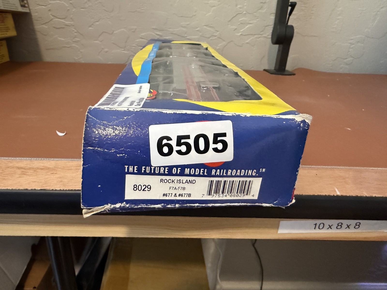 Athearn, Rock Island Locomotive, F7A-F7B, 8029 NEW IN BOX. 6505