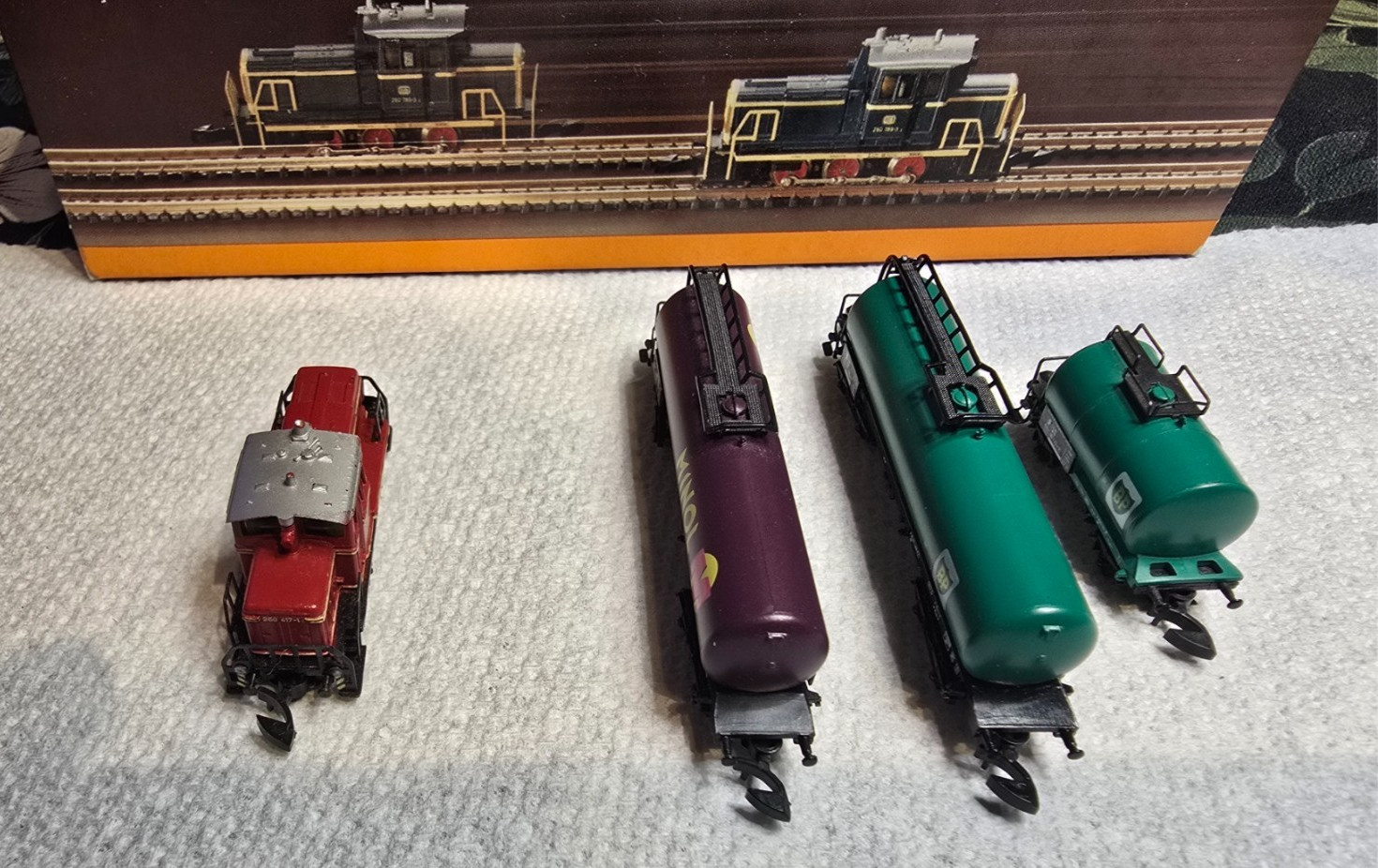 Z Scale Marklin Mini-Club # 8804 Diesel Switcher Locomotive Train Set, EX/Box