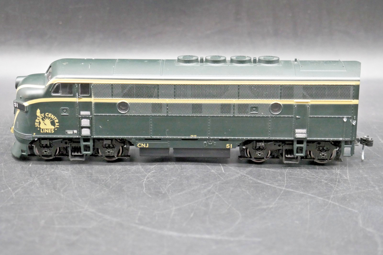 HO Proto 1000 F3 Diesel Locomotive Jersey Central #51 – Parts/Repair *Read Desc