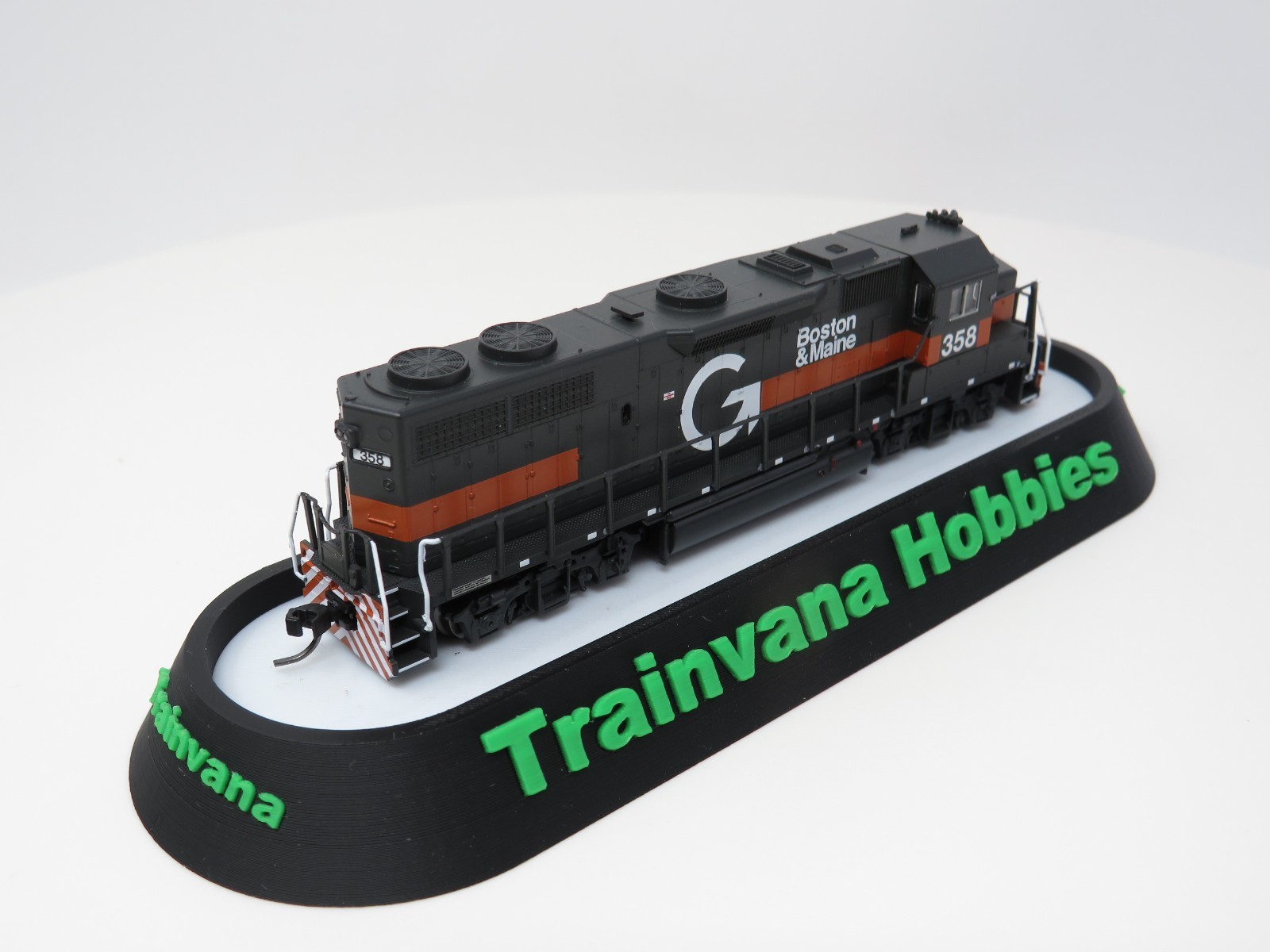 Atlas N 40005919 DCC Sound Guilford B&M EMD GP39-2 Diesel Locomotive ESU