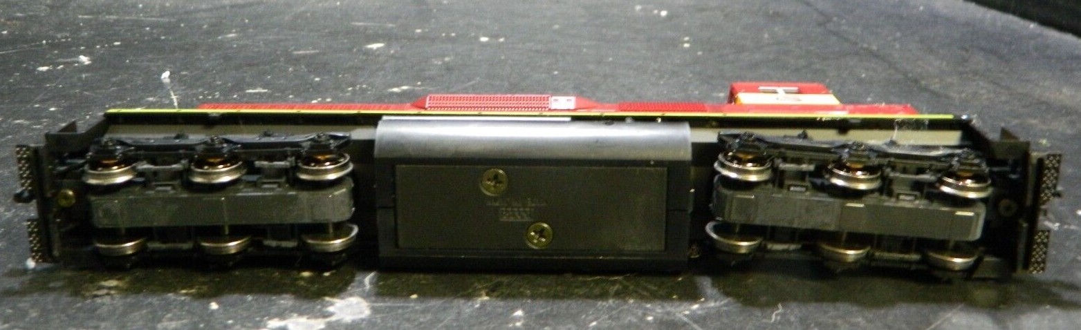 HO Kato EMD-SD40 Wisconsin Central Diesel Locomotive #6001 Item 37 6329 Excellen