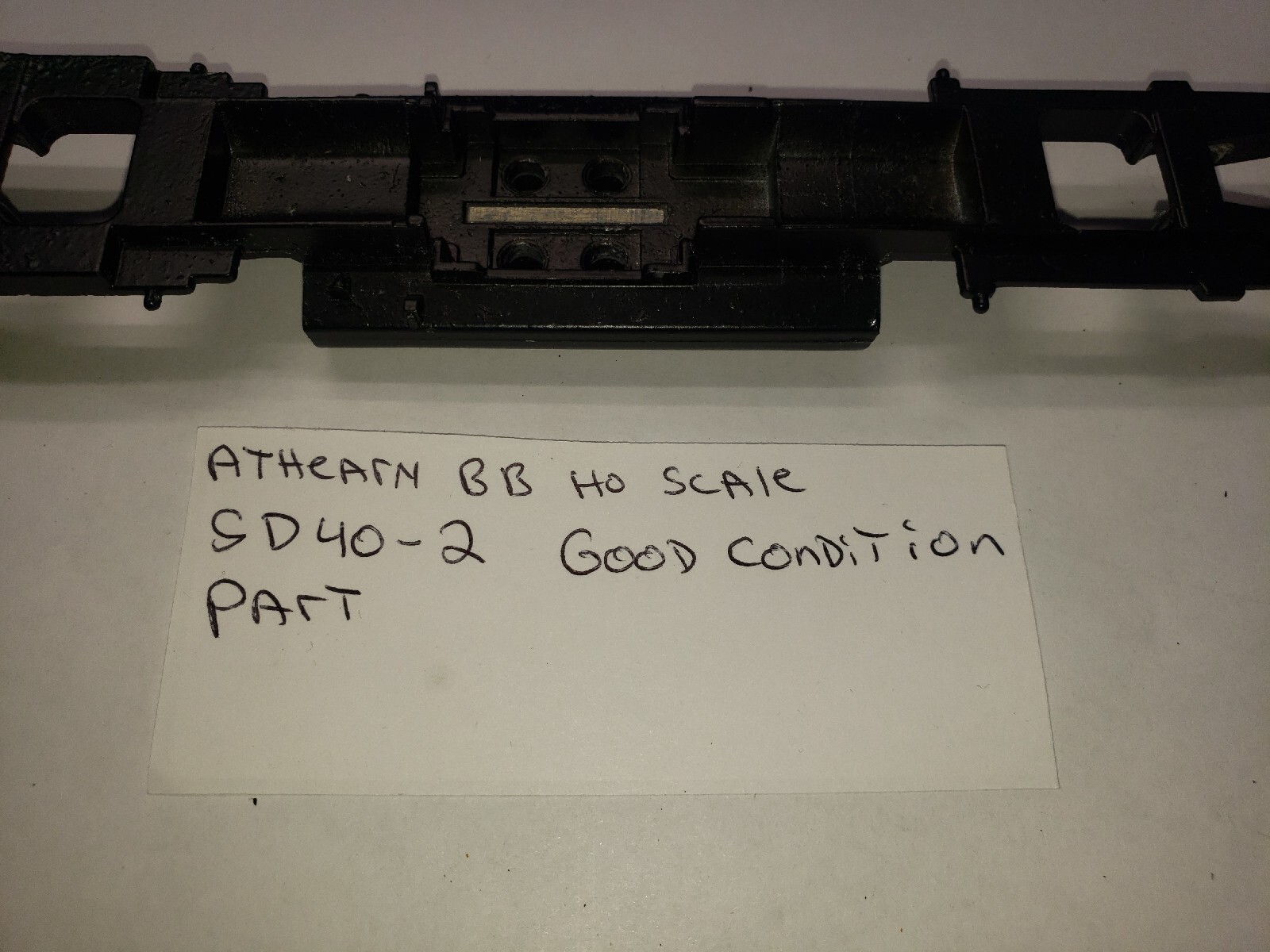 SD40-2 DIECAST METAL UNDERFRAME CHASSIS 45019 HO SCALE LOCOMOTIVE