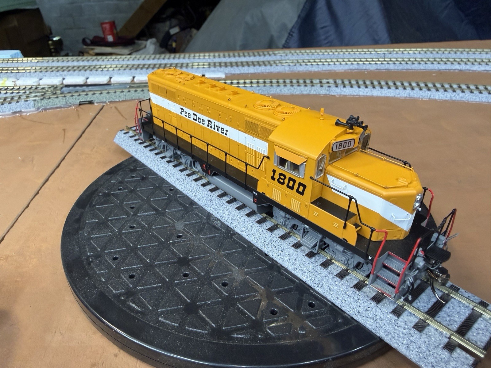 InterMountain Railway HO Scale Pee Dee River GP16 49831S-03 DCC ESU Loksound