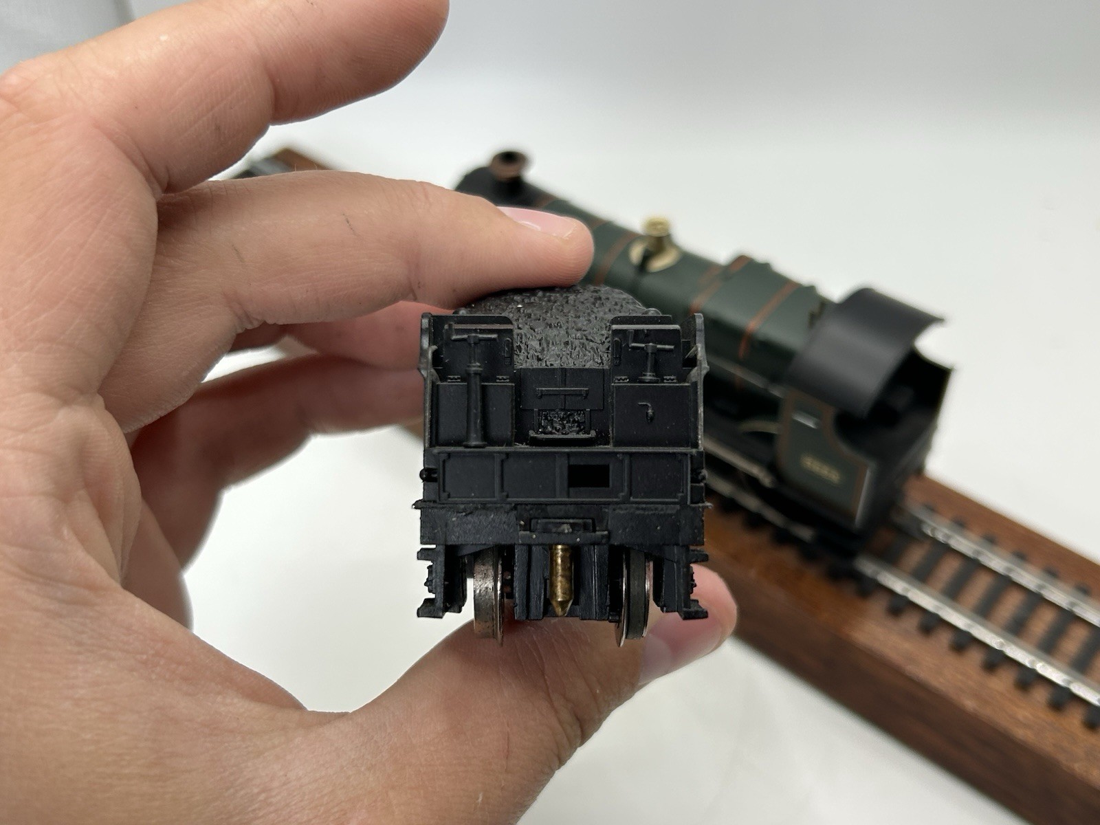 OO Hornby R584 GWR County Class 4-4-0 Steam Locomotive ‘County Of Denbigh’ – VG